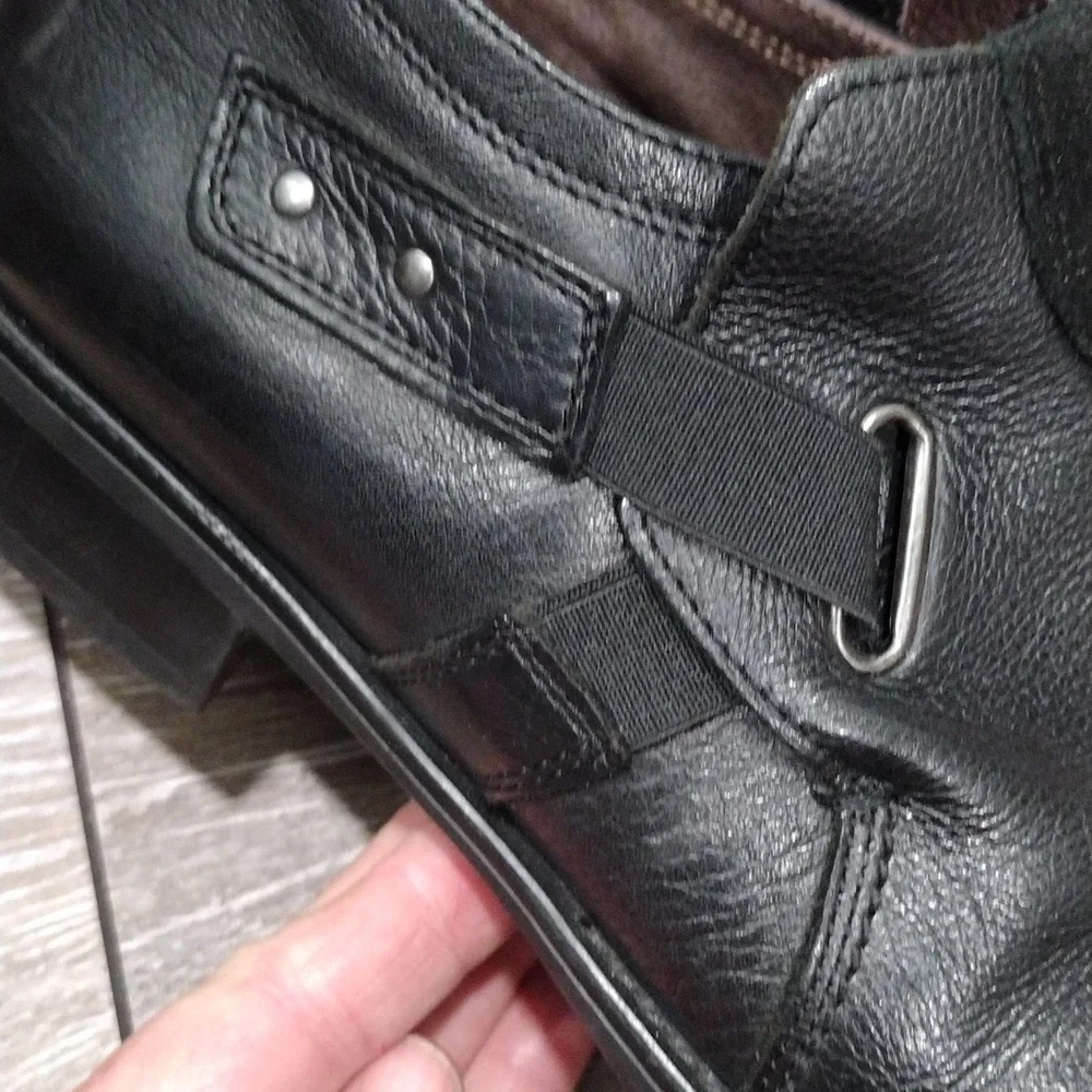 Bacco Bucci mens black leather moto loafers. Size 11. Made in Italy